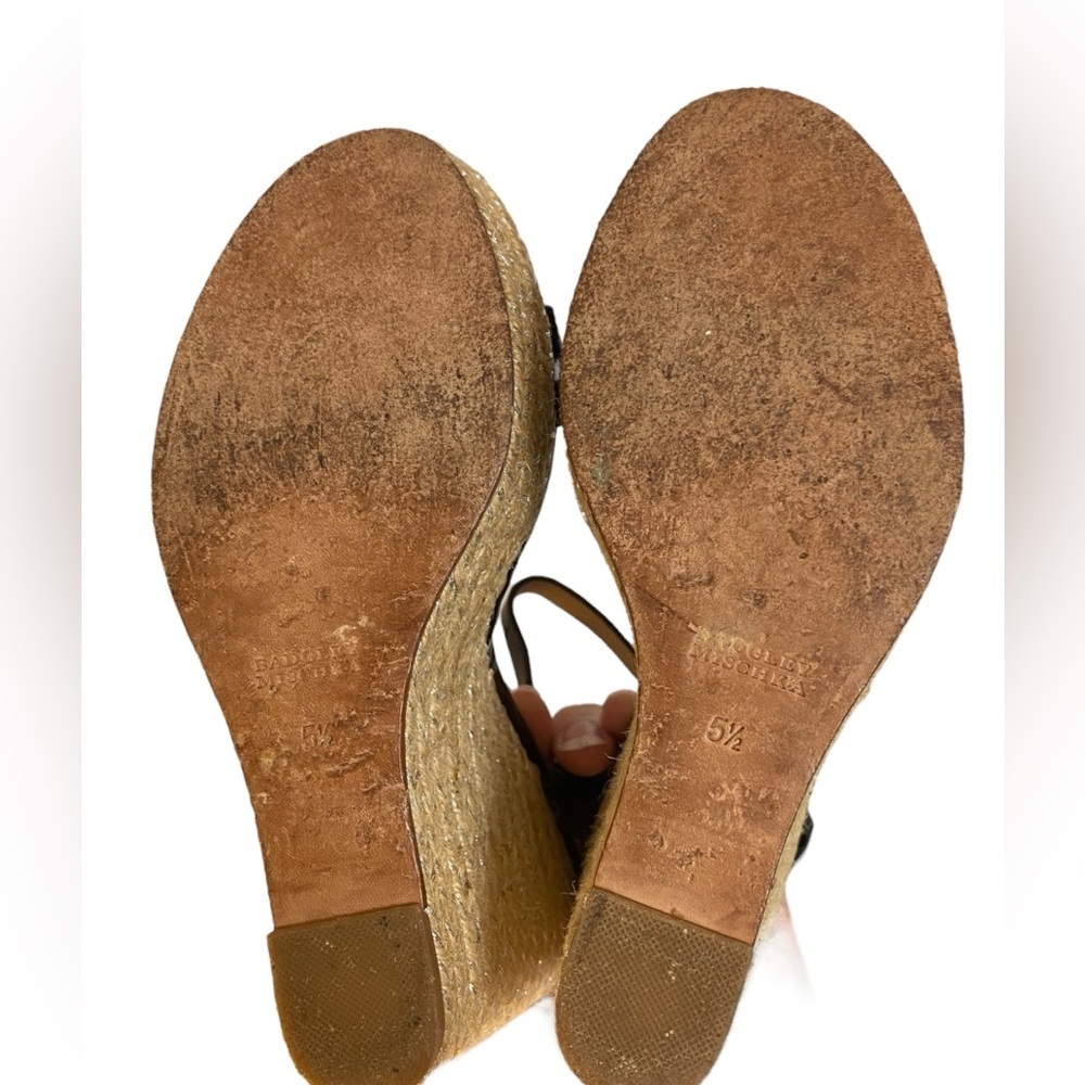 H8 Badgley Mischka Wedges - Picture 10 of 11